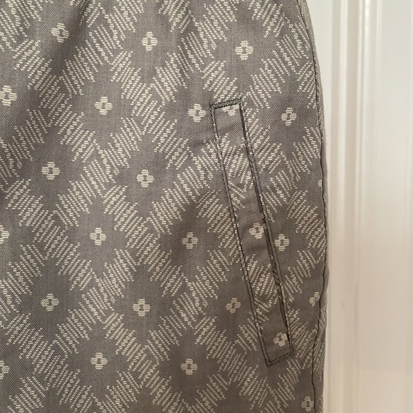 Cooperative Shorts Size 8 - Picture 2 of 6